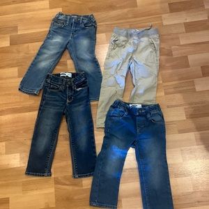 4 Pairs of Old Navy Pants